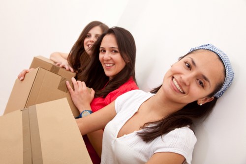 Local moving service covering Slade Green and nearby areas